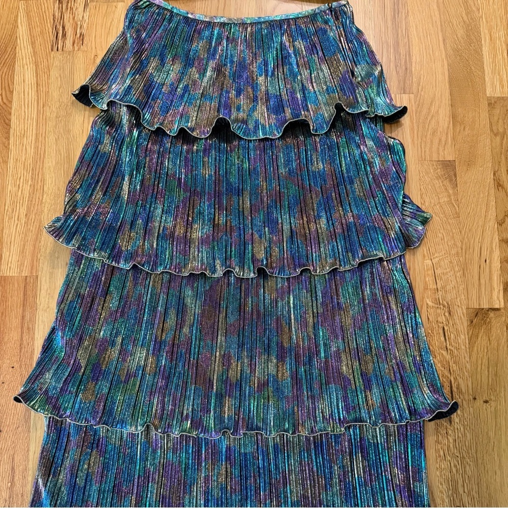 Saylor x Free People Gianna Iridescent Crop Top & Tiered Skirt Two Piece Set S - Picture 3 of 10